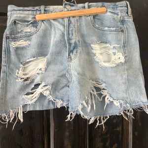 AE 90s Boyfriend Short